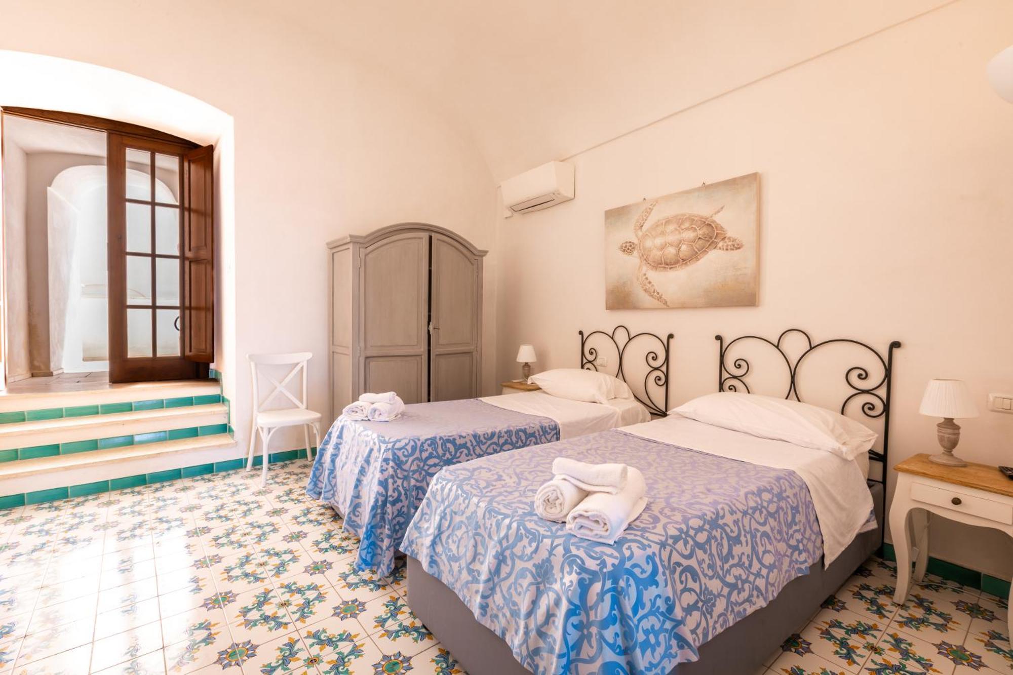 Hotel Torre Dei Borboni Ponza Extérieur photo