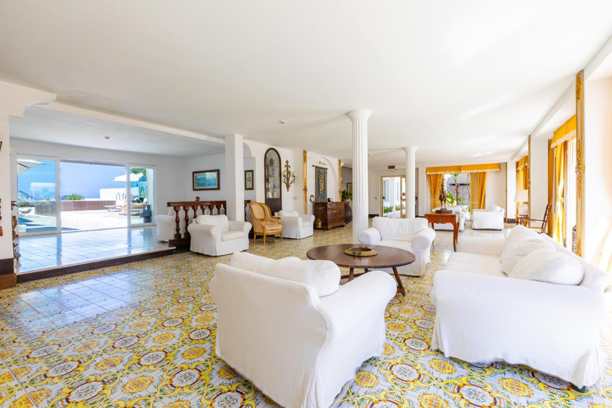 Hotel Torre Dei Borboni Ponza Extérieur photo