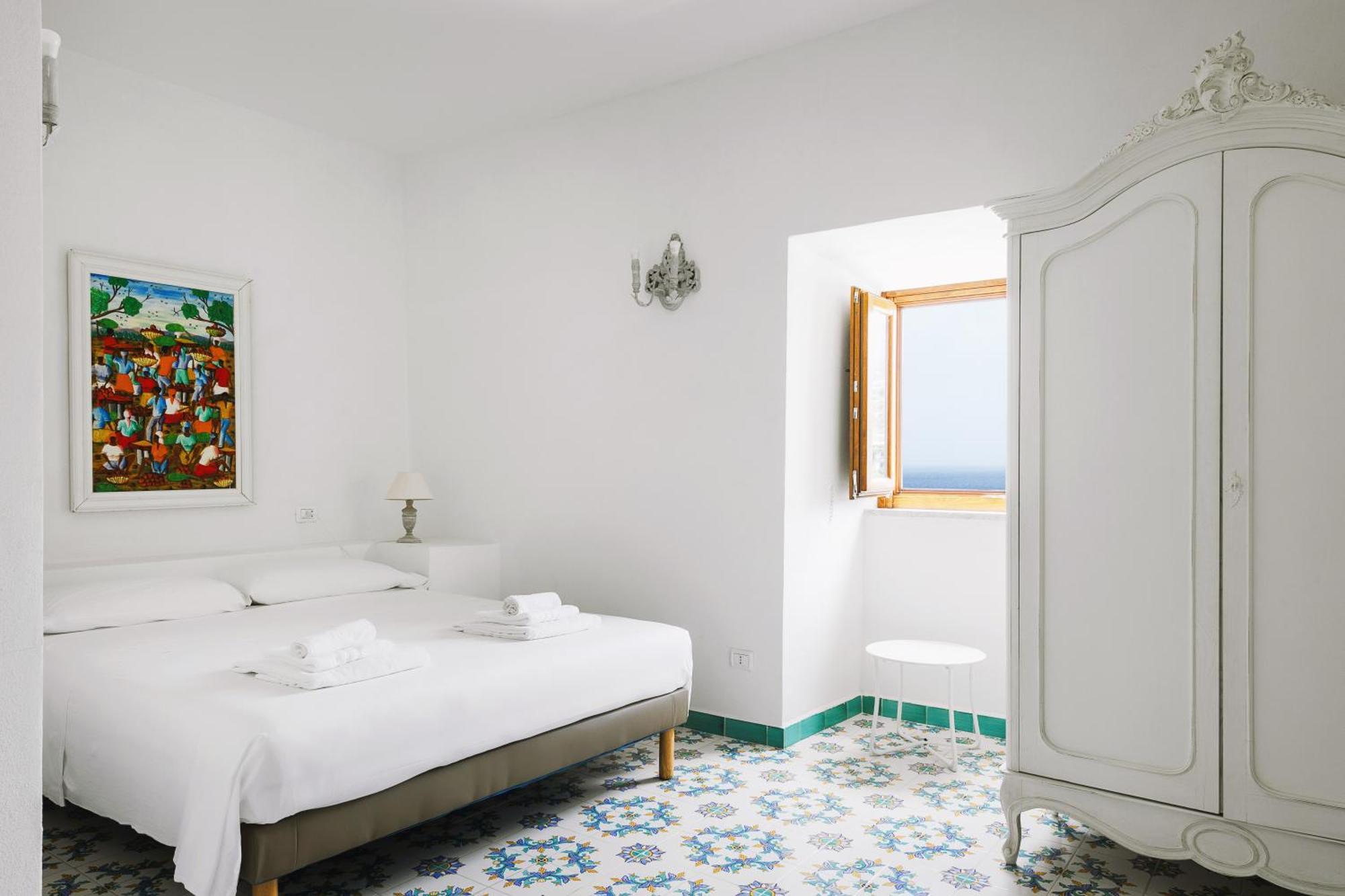 Hotel Torre Dei Borboni Ponza Extérieur photo