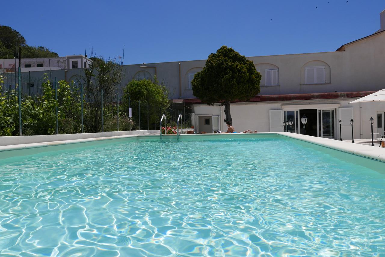 Hotel Torre Dei Borboni Ponza Extérieur photo