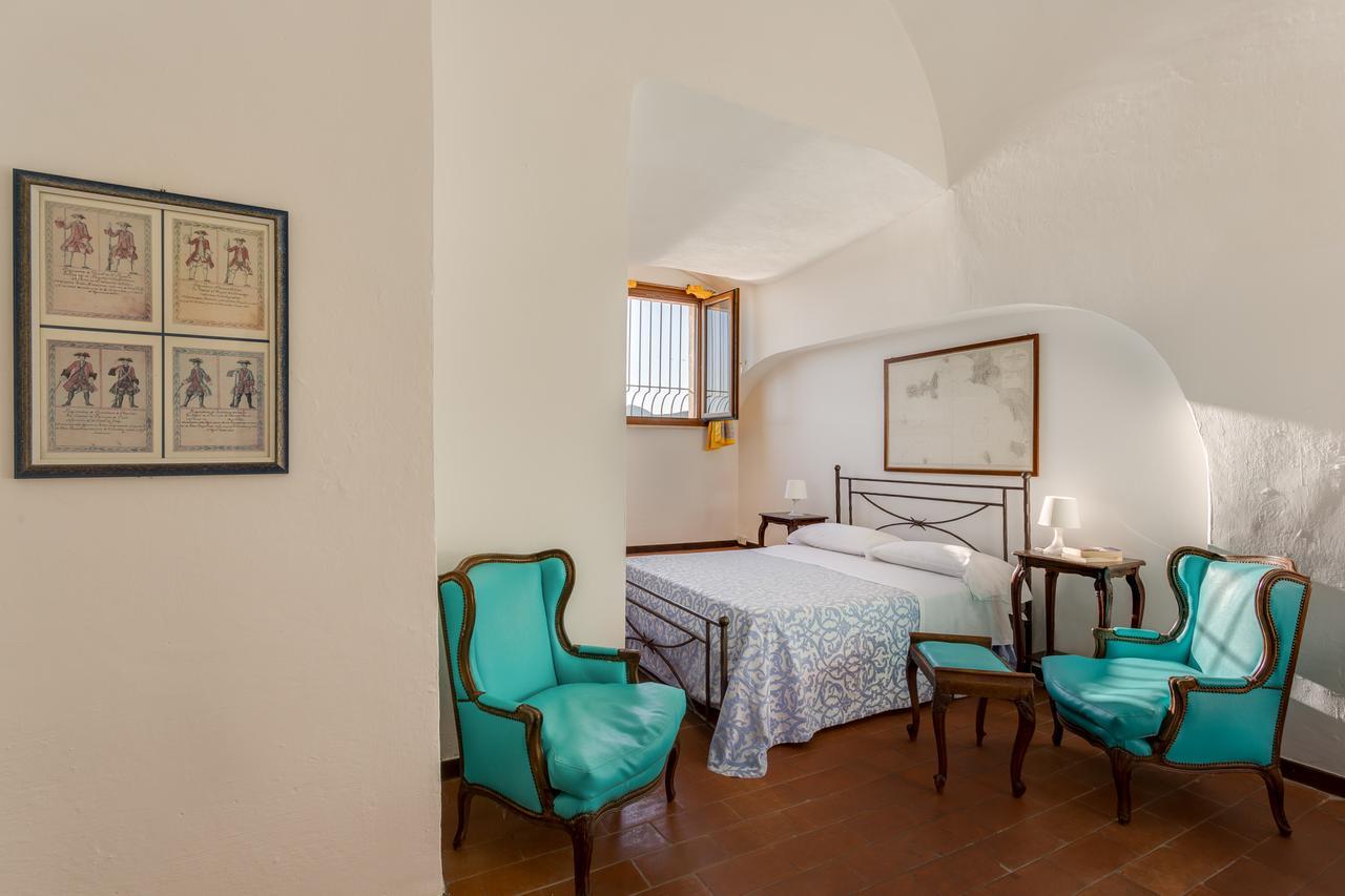 Hotel Torre Dei Borboni Ponza Extérieur photo