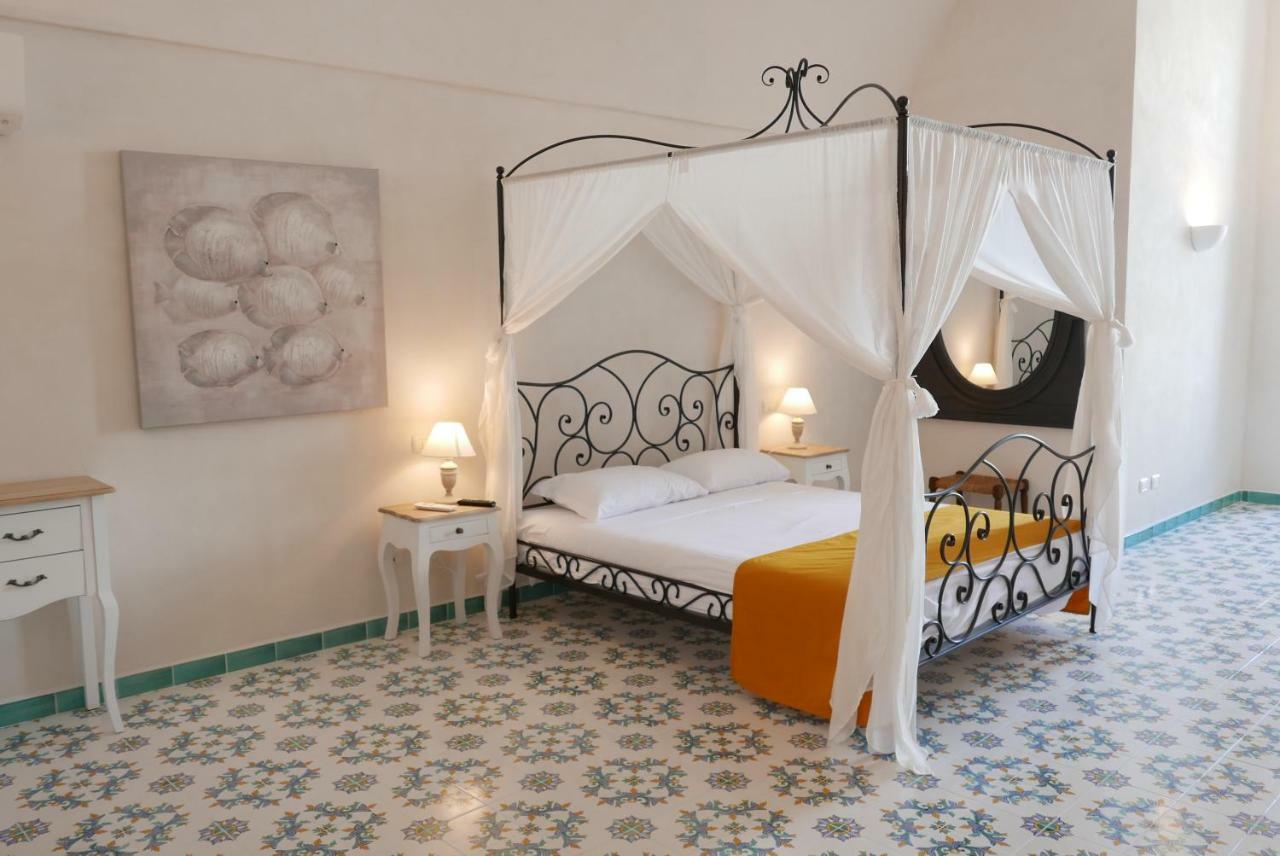 Hotel Torre Dei Borboni Ponza Extérieur photo